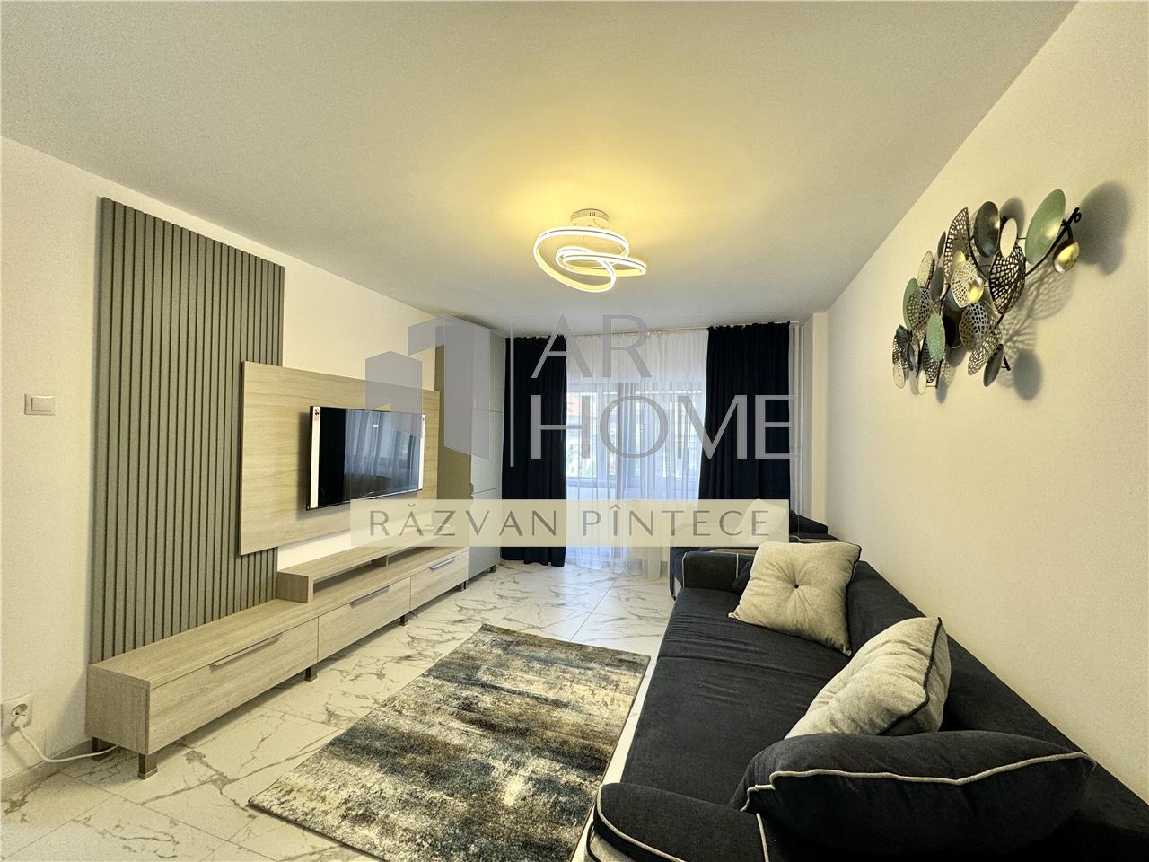 Apartament 2 camere, parcare, centrala termica, ultracentral Ploiesti