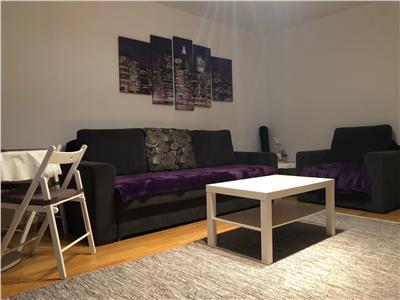 Inchiriere apartament 2 camere, decomandat zona Democrației, Ploiești.