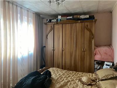 Apartamant 3 camere, semidecomandat,mobilat, zona Nord, Ploiesti