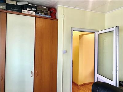 Apartamant 3 camere, semidecomandat,mobilat, zona Nord, Ploiesti