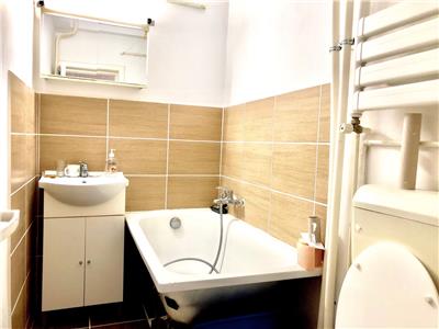 Apartament 2 camere centrala termica renovat, zona Sud, Ploiesti