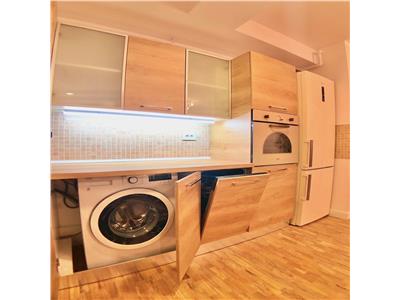 Apartament 2 camere, de lux, 2 bai, parcare, ultracentral, Ploiesti