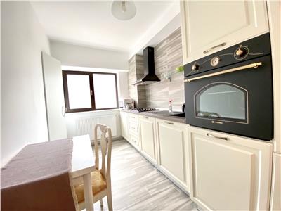 Apartament 2 camere, de lux, parcare, ultracentral Omnia, Ploiesti