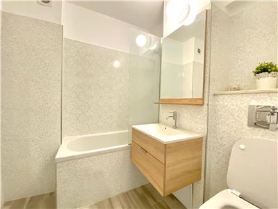 Apartament 2 camere, de lux, parcare, ultracentral Omnia, Ploiesti