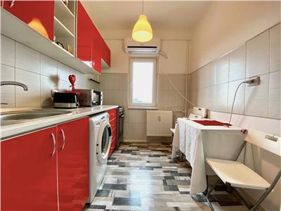 Apartament 2 camere, decomandat, centrala termica, Malu Rosu