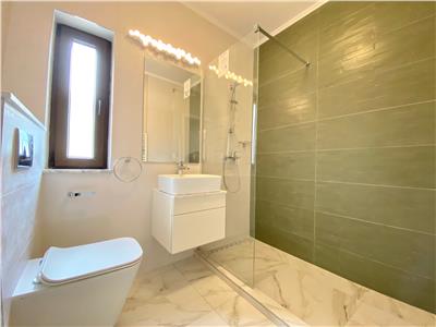 Apartament 2 camere lux, terasa 25 mp, parcare, Albert Ploiesti