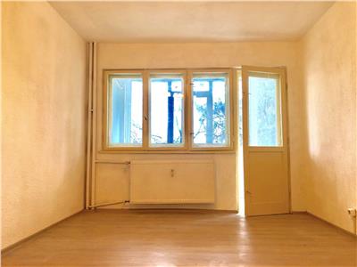 Apartament 2 camere, recent zugravit, zona Nord, Ploiesti