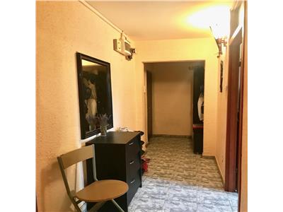 Apartament 2 camere semidecomandat 58 mp Enachita Vacarescu Ploiesti