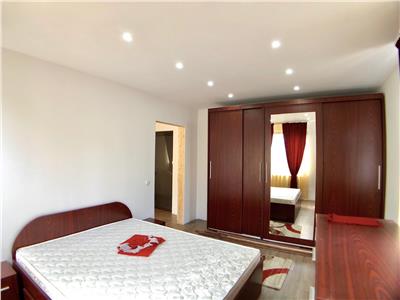 Apartament 3 camere 100 mp, in vila, curte proprie, zona AFI Palace