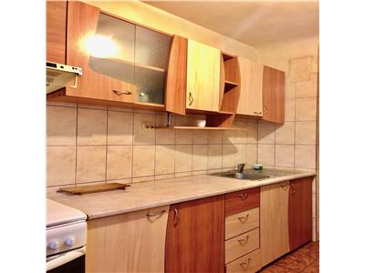 Apartament 3 camere, 2 gr. sanitare, Malu Rosu stradal, Ploiesti