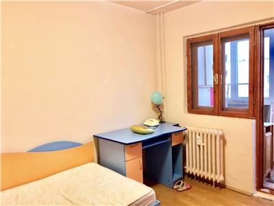 Apartament 3 camere, 2 gr. sanitare, Malu Rosu stradal, Ploiesti