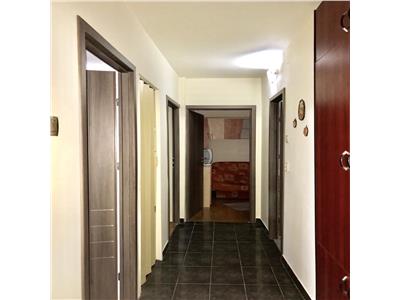 Apartament 3 camere, dec., renovat modern, CT, Democratiei, Ploiesti