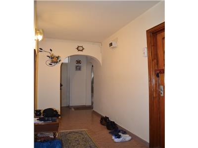 Apartament 3 camere, cf. 1A, decomandat, 90 mp, Cantacuzino, Ploiesti