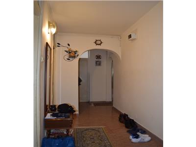 Apartament 3 camere, cf. 1A, decomandat, 90 mp, Cantacuzino, Ploiesti