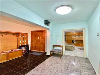 Apartament 3 camere decomandat centrala termica Cantacuzino Ploiesti