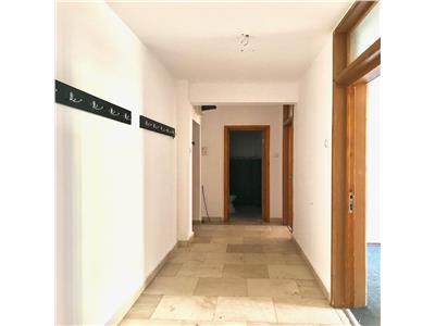 Apartament 3 camere, nemobilat, 90 mp utili, ultracentral, Ploiesti