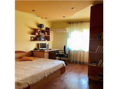 Apartament 3 camere, decomandat, renovat, Gheorghe Doja, Ploiesti