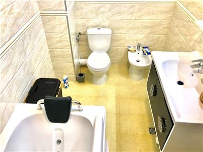 Apartament de lux, 3 camere, parcare subterana, Albert Nord Ploiesti