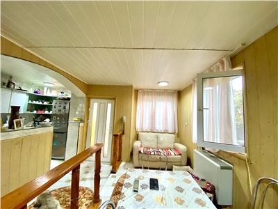 Casa P+1E si anexe, 2600 mp teren, Poienarii Burchi, Prahova