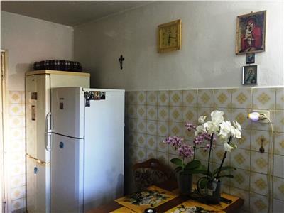 De vanzare apartament 2 camere, decomandat, zona Republicii, Ploiesti