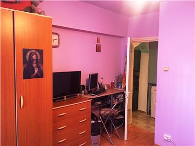 De vanzare apartament 2 camere, decomandat, zona Republicii, Ploiesti