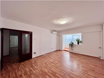 Apartament 2 camere, spatios, partial mobilat, ultracentral, Ploiesti