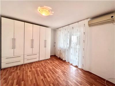 Apartament 2 camere, spatios, partial mobilat, ultracentral, Ploiesti