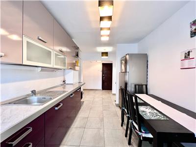 Apartament 3 camere, decomandat, zona centrala, Ploiesti