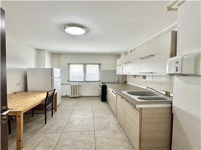 Apartament modern, 2 camere, zona ultracentrala, Ploiesti