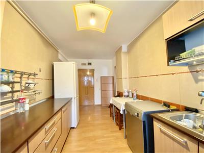 Apartament 3 camere, decomandat, 2 gr. sanitare, Malu Rosu, Ploiesti