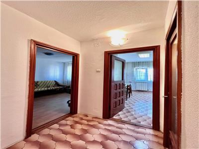 Apartament 2 camere, decomandat, zona Republicii, Ploiesti