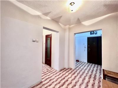 Apartament 2 camere, decomandat, zona Republicii, Ploiesti