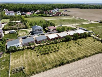 Vanzare casa 4 camere, in Paulesti, in imediata apropiere a padurii