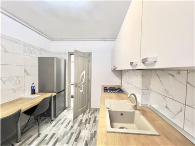 Apartament 2 camere renovat, centrala termica, Republicii Ploiesti