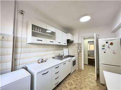 Apartament 2 camere, decomandat, zona Republicii Caraiman, Ploiesti