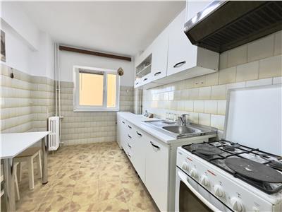 Apartament 2 camere, decomandat, zona Republicii Caraiman, Ploiesti