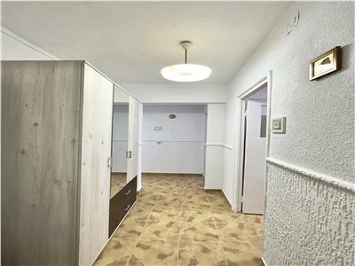 Apartament 2 camere, decomandat, zona Republicii Caraiman, Ploiesti