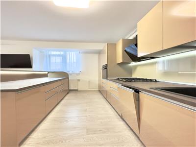 Apartament 2 camere de lux, parcare subterana, Albert Nord, Ploiesti