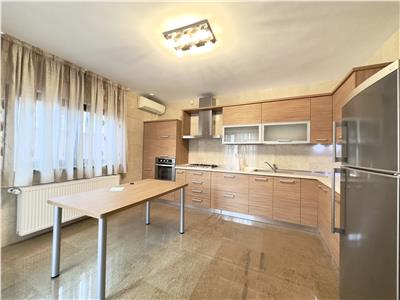 Vila D+P+2E, 8 camere, 390 mp teren, zona ultracentral, Ploiesti