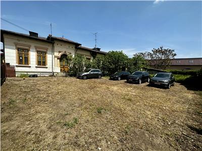 Vanzare casa 6 camere cu teren 754 mp, in Ploiesti, zona centrala