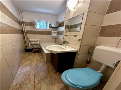 Vanzare apartament 3 camere, confort 2, Ploiesti, zona Cosminele