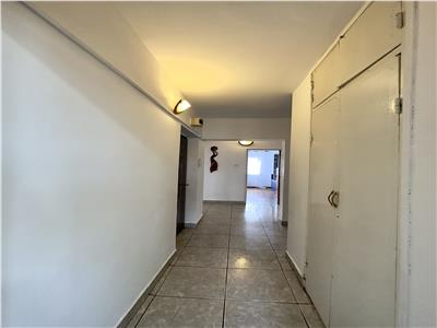 Apartament 3 camere decomandat centrala termica Gheorghe Doja Ploiesti