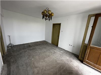 Vanzare apartament 3 camere, in Ploiesti, ultracentral