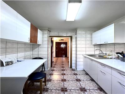 Apartament 3 camere, confort 1, decomandat, Republicii, Ploiesti