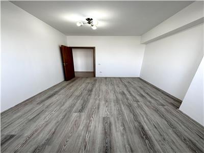 Vanzare apartament 3 camere, bloc 2010, Ploiesti, zona Centrala