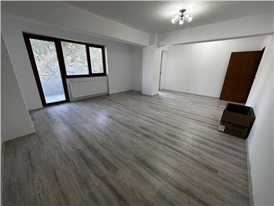 Vanzare apartament 3 camere, bloc 2010, Ploiesti, zona centrala