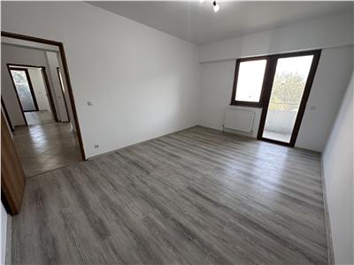 Vanzare apartament 3 camere, bloc 2010, Ploiesti, zona centrala