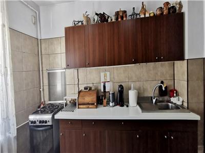 Vanzare apartament 3 camere, cf 1A decomandat, Ploiesti, Republicii