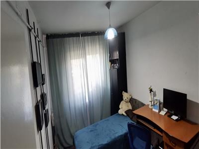 Vanzare apartament 3 camere, cf 1A decomandat, Ploiesti, Republicii