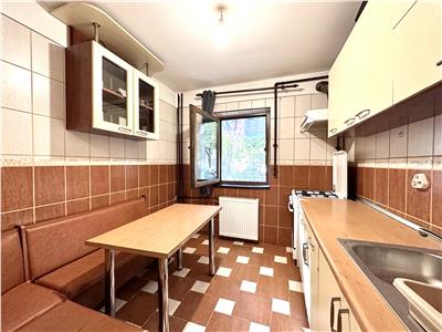 Apartament 3 camere, decomandat, zona Cantacuzino, Ploiesti